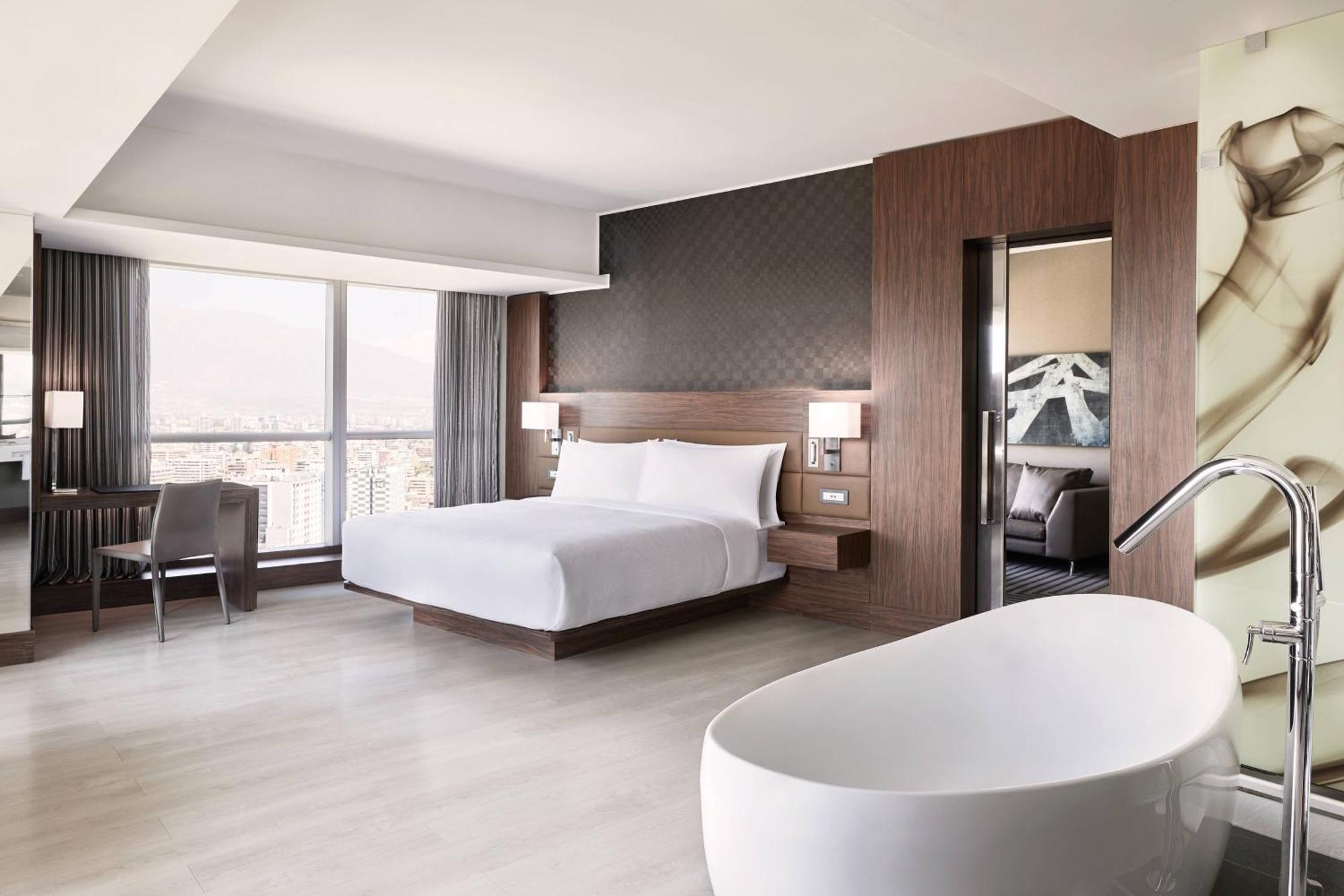 Ac By Marriott Costanera Center