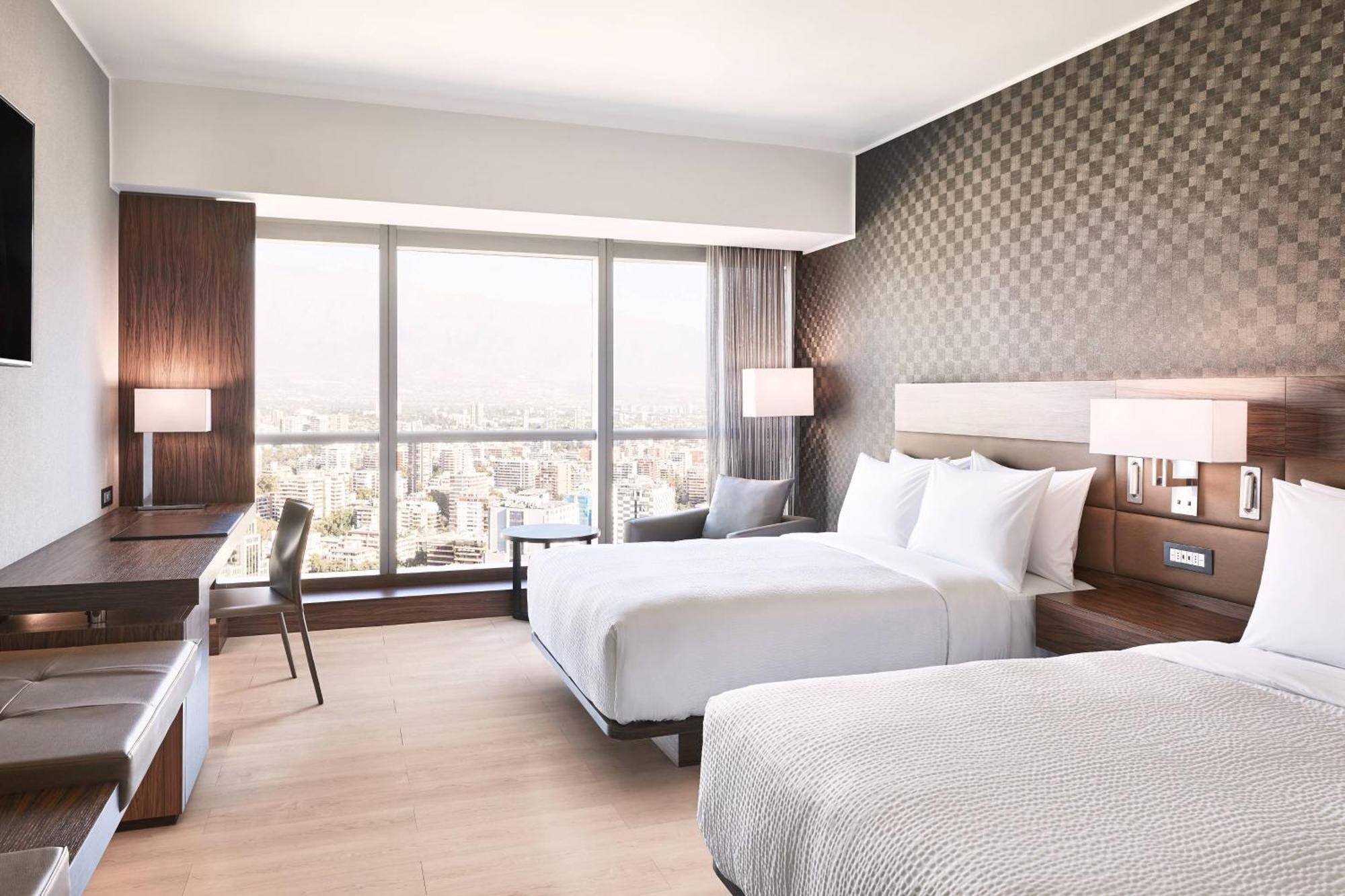 Hotel Ac By Marriott Costanera Center 4*